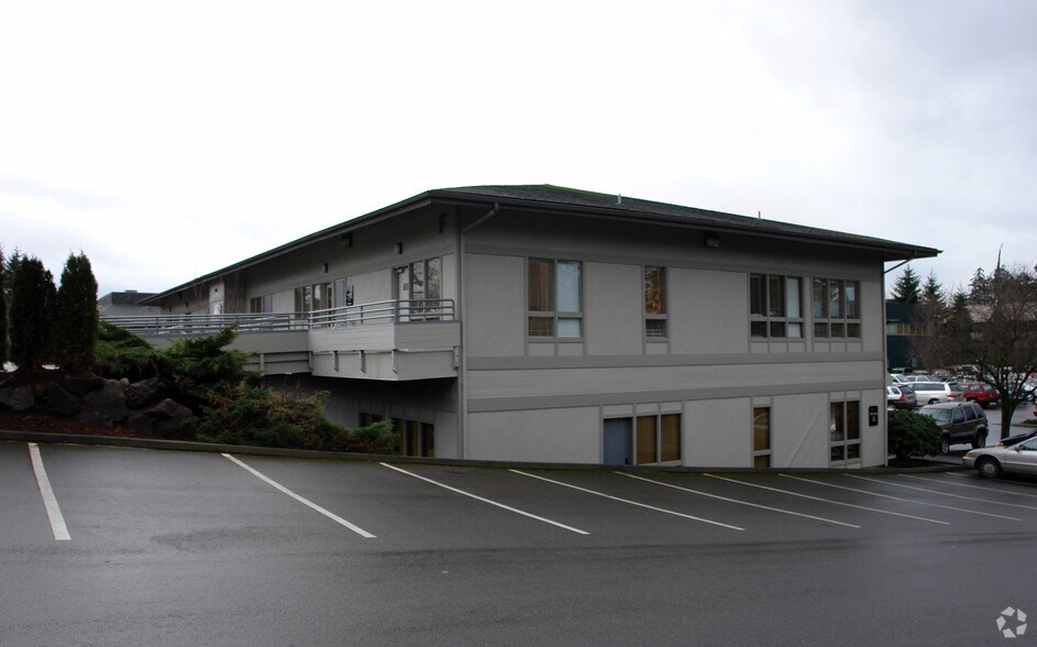 More Photos Of 12911 120th Ave NE, Kirkland Medical For Lease