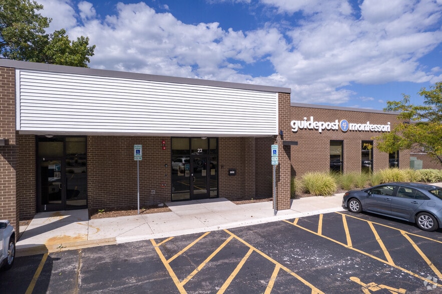 More Photos Of 22 Kristin Dr, Schaumburg Daycare Center For Lease