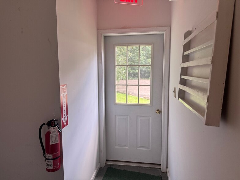 More Photos Of 1634 Main St, Murray Religious Facility For Sale