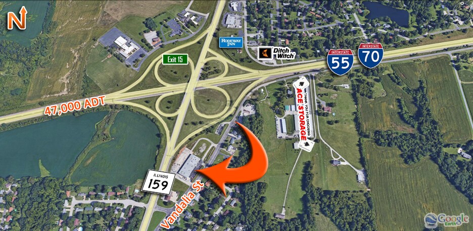 More Photos Of 2549 Vandalia St, Maryville General Retail For Sale