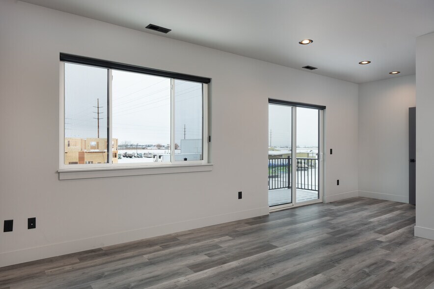 More Photos Of 203 Fletching Way, Belgrade Flex For Sale