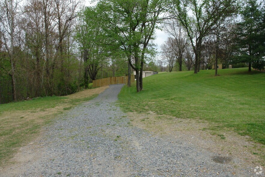 More Photos Of Louisville Hwy @ Bethel Rd, Goodlettsville Land For Sale