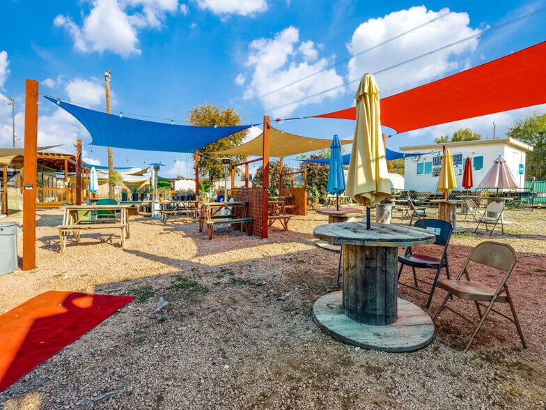 More Photos Of 14732 Bulverde Rd, San Antonio Warehouse For Sale