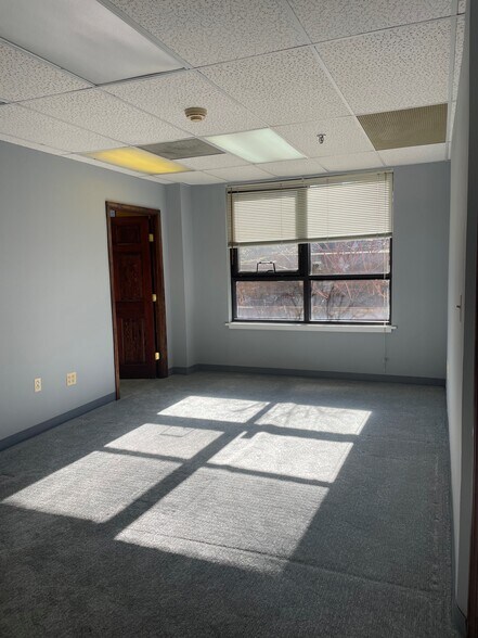 More Photos Of 600 Fairmount Ave, Towson Loft Creative Space For Sale