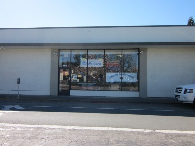More Photos Of 551-555 Mendocino Ave, Santa Rosa Storefront For Sale