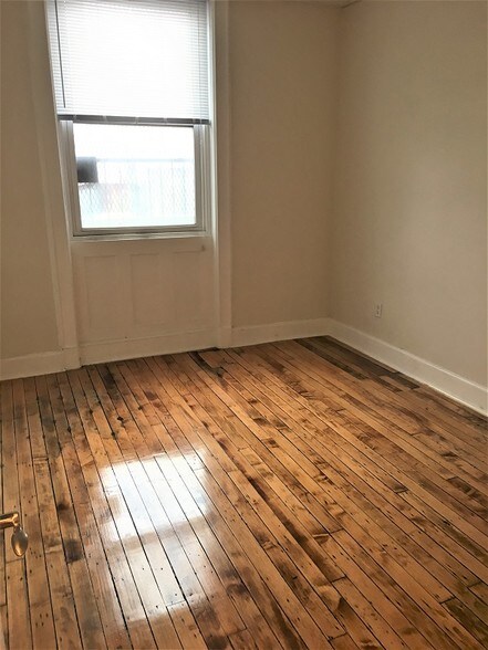 More Photos Of 66 Hudson St, Hoboken Office For Sale