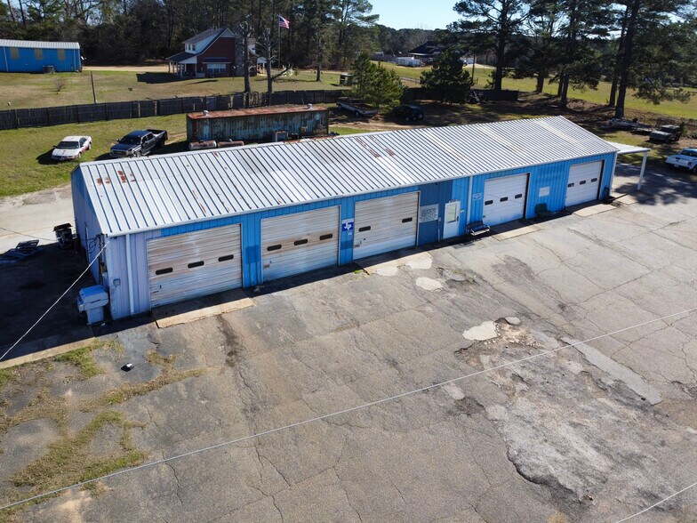Primary Photo Of 1011 Redbud, Overton Warehouse For Sale