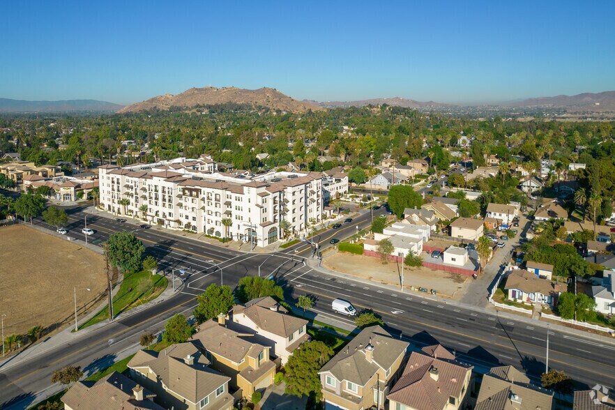 More Photos Of 3071 Market St, Riverside Land For Sale