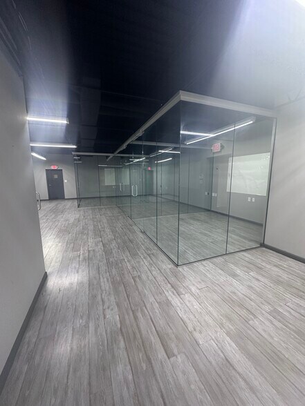 More Photos Of 2468-2470 Industrial Row Dr, Troy Warehouse For Lease