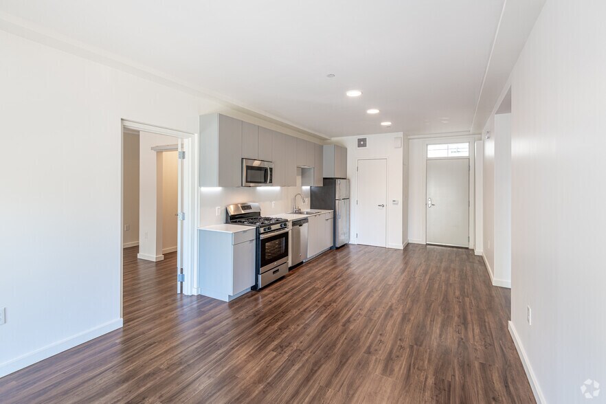 More Photos Of 4801 Shattuck Ave, Oakland Apartments For Sale