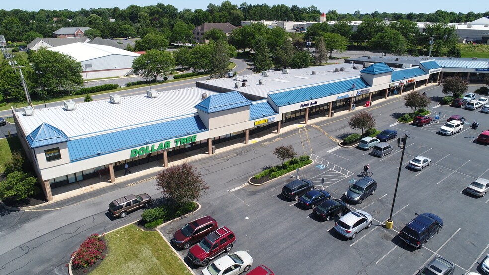 More Photos Of 101-165 Rohrerstown Rd, Lancaster Unknown For Lease