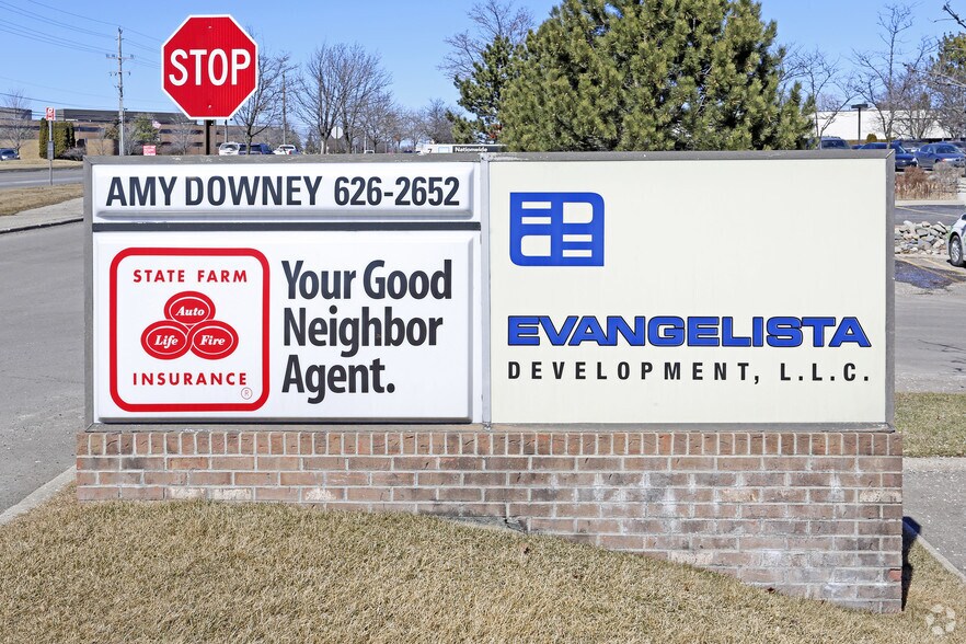 More Photos Of 7071 ORCHARD LAKE Rd, West Bloomfield Office For Lease