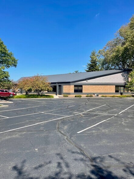 More Photos Of 1655 N Gladstone Ave, Columbus Medical For Sale