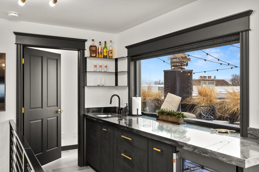 More Photos Of 30-50 2nd St E, Kalispell Office Residential For Sale