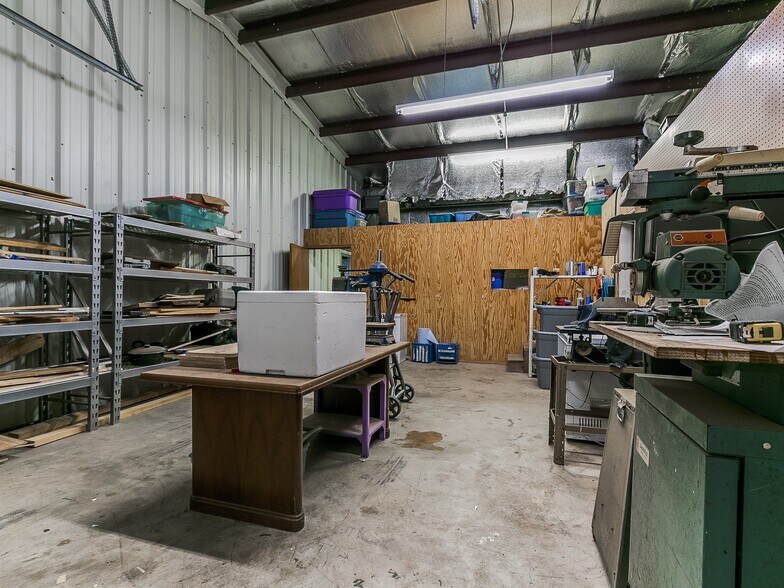 More Photos Of 219 N 6th St, Kingfisher Office For Sale