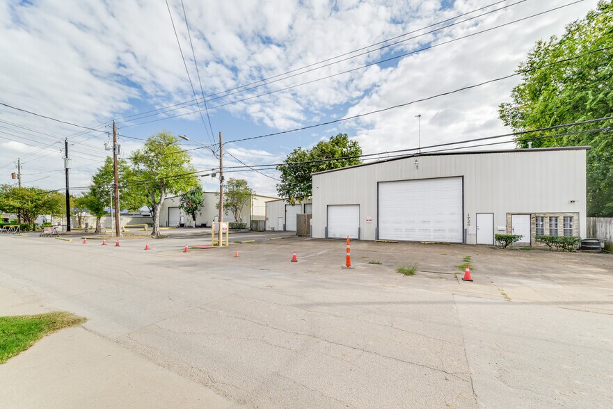 More Photos Of , Houston Flex For Sale