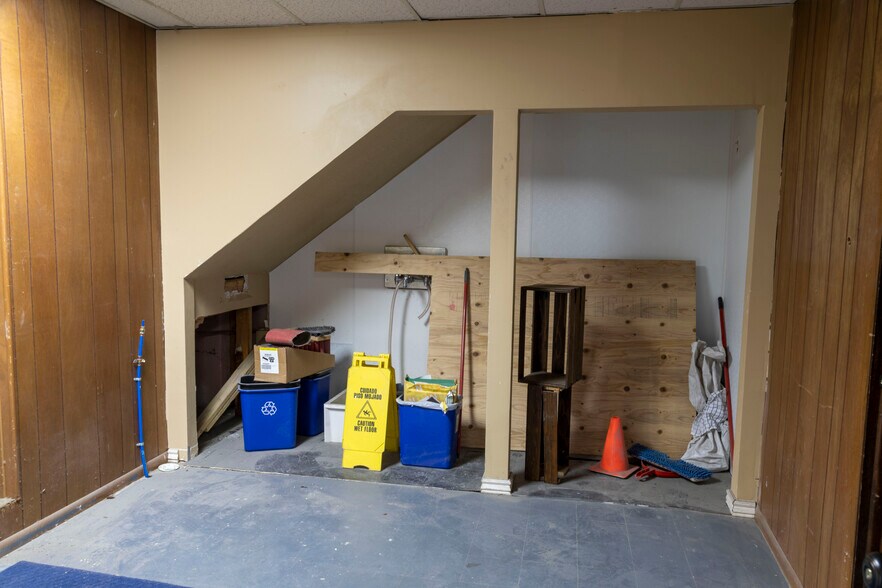 More Photos Of 2562 Washington Blvd, Ogden Loft Creative Space For Lease