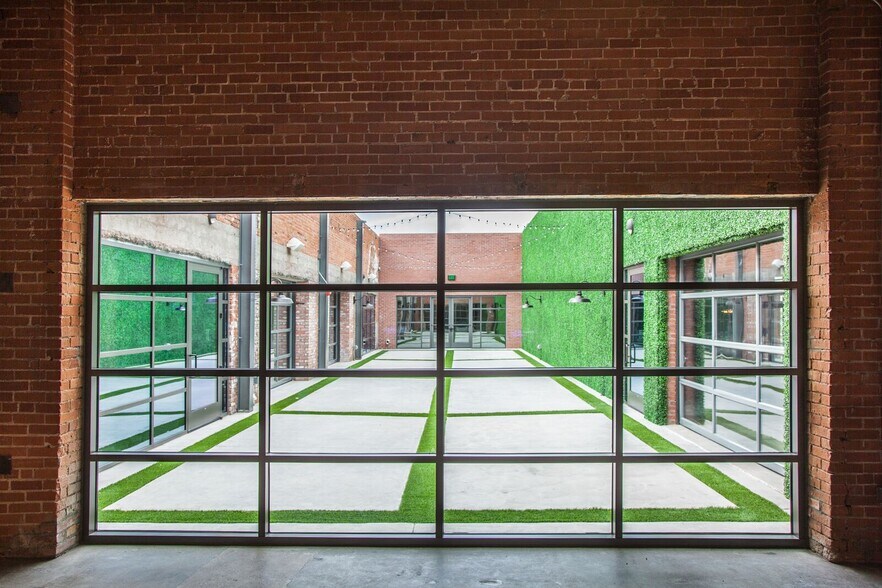 More Photos Of 245 E Jackson St, Phoenix Freestanding For Sale