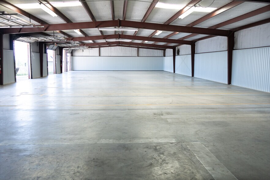 More Photos Of 4809 Marshall St, Sherman Warehouse For Sale