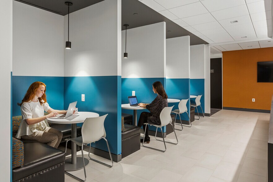 More Photos Of 1300 Pennsylvania Ave NW, Washington Coworking Space