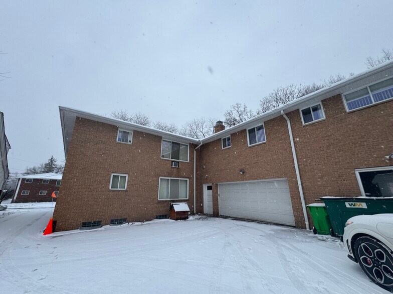 More Photos Of 12001 Marguerite Ave, Cleveland Apartments For Sale