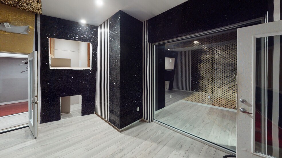 More Photos Of 585 Pine Ave, Long Beach Apartments For Lease