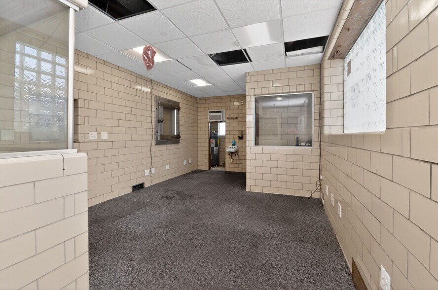 More Photos Of 2628 Orleans St, Detroit Warehouse For Sale