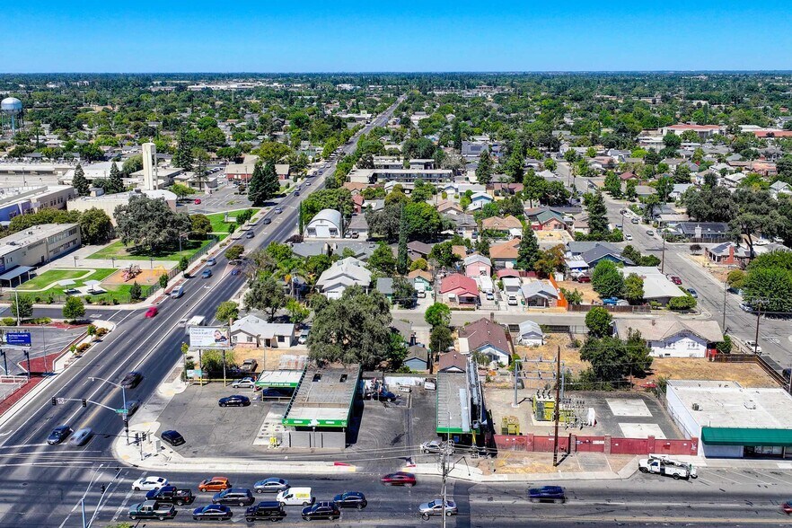 More Photos Of 3300 N El Dorado St, Stockton Carwash For Sale