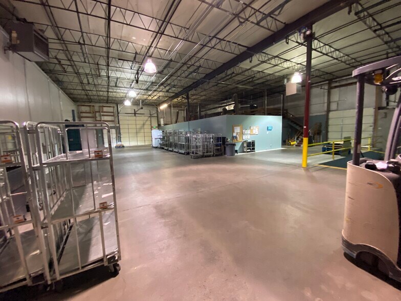 More Photos Of 3831-3841 Eudora Way, Denver Refrigeration Cold Storage For Lease