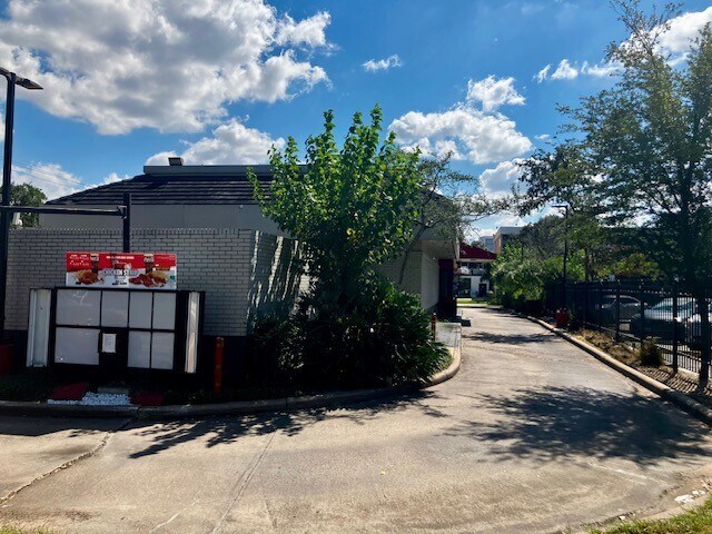 More Photos Of 3302 Richmond Ave, Houston Fast Food For Lease