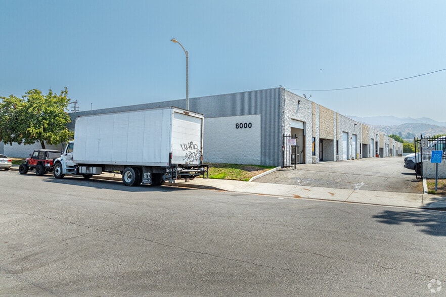 More Photos Of 8000 Wheatland Ave, Sun Valley Manufacturing For Lease
