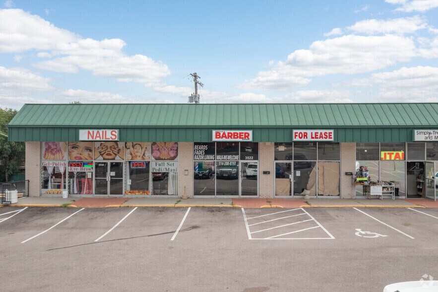 More Photos Of 3500-3542 Lemay Ferry Rd, Saint Louis General Retail For Sale