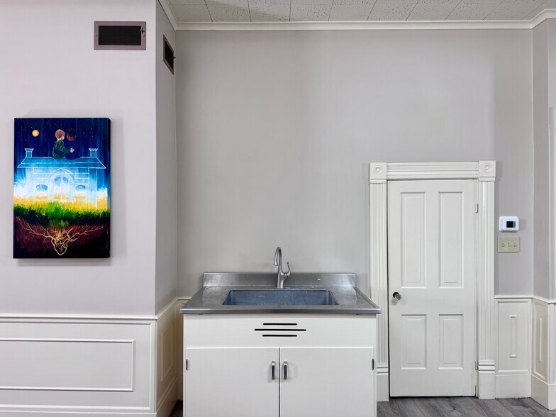 More Photos Of 1415 4th St, Fulton Storefront Retail Residential For Sale