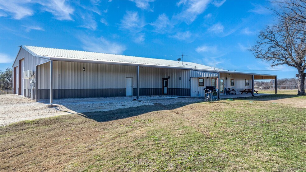 More Photos Of 7703 Prairie Creek Ln, Tolar Contractor Storage Yard For Sale