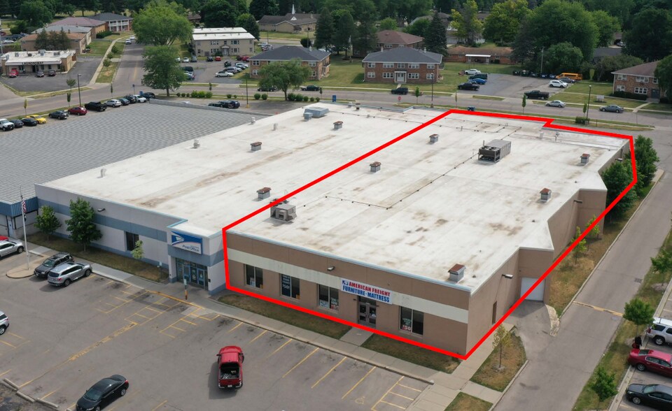 More Photos Of 1818 Milton Ave, Janesville Freestanding For Lease