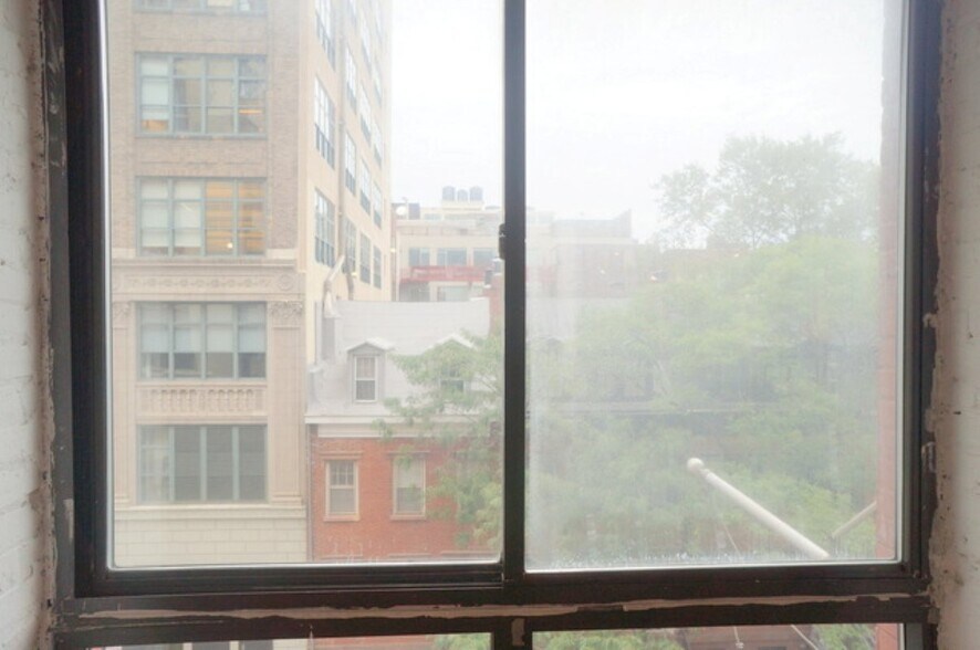 More Photos Of 30 Vandam St, New York Loft Creative Space For Lease