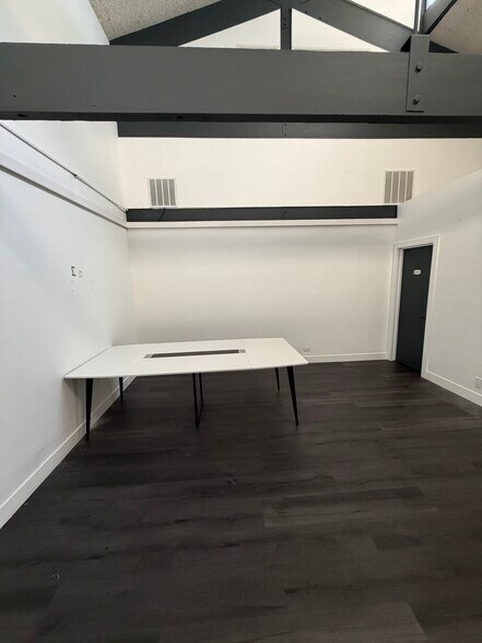More Photos Of 4885 S 900 E, Salt Lake City Office For Sale