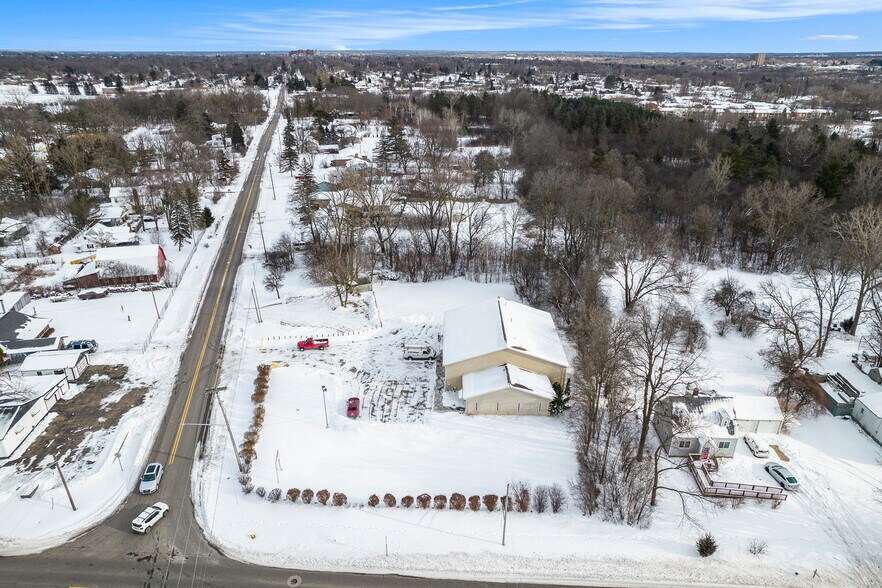More Photos Of 2170 Lavelle Rd, Flint Flex For Sale