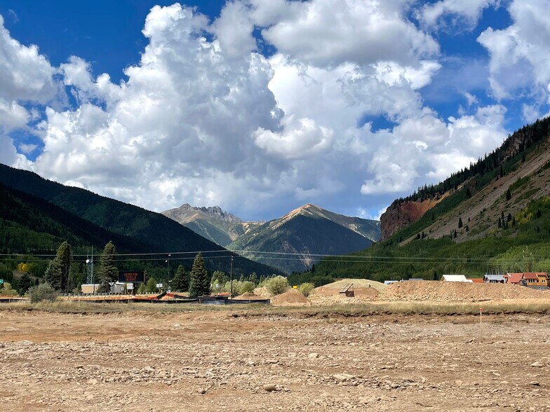 More Photos Of TBD 5th and Reese St, Silverton Land For Sale