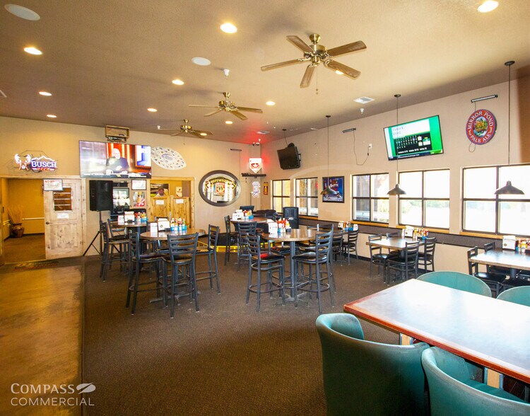 More Photos Of 52600 N 97 Hwy, La Pine Restaurant For Sale