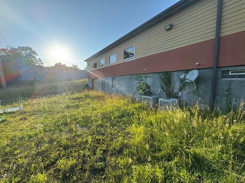 More Photos Of 97 Pines Marginal Rd, Charleroi Warehouse For Sale