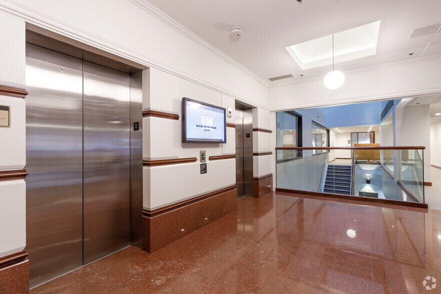 More Photos Of 613 Abbott St, Detroit Office For Lease