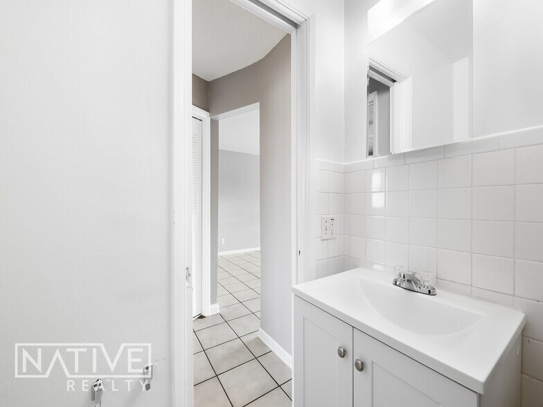 More Photos Of 701 NE 13th Ct, Fort Lauderdale Apartments For Sale