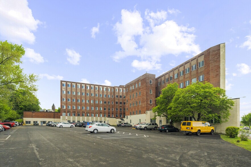 More Photos Of 71 Catlin St, Meriden Multifamily For Sale