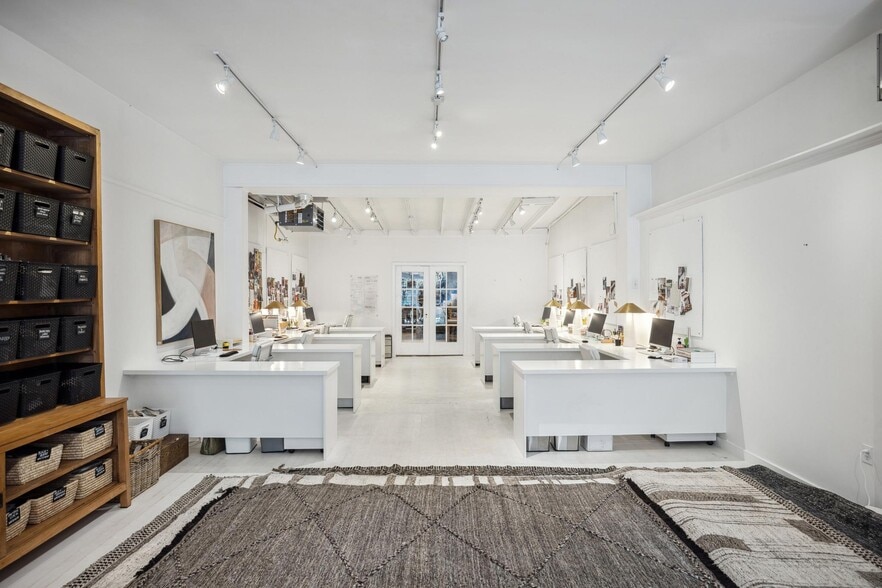 More Photos Of 7-11 Locust Ave, Mill Valley Storefront Retail Residential For Lease