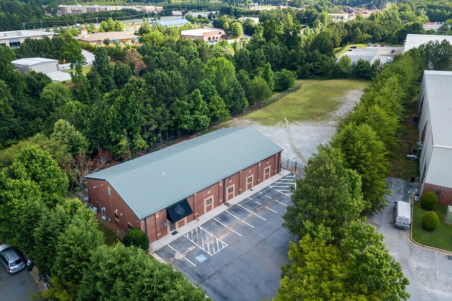 More Photos Of 4295 Brogdon Exchange, Suwanee Warehouse For Sale