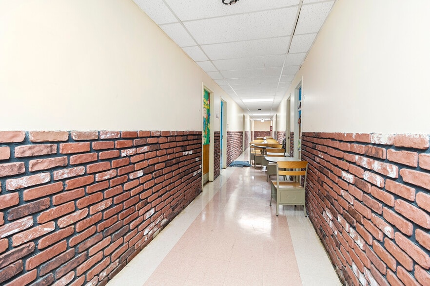 More Photos Of 5001 Backlick Rd, Annandale Religious Facility For Sale