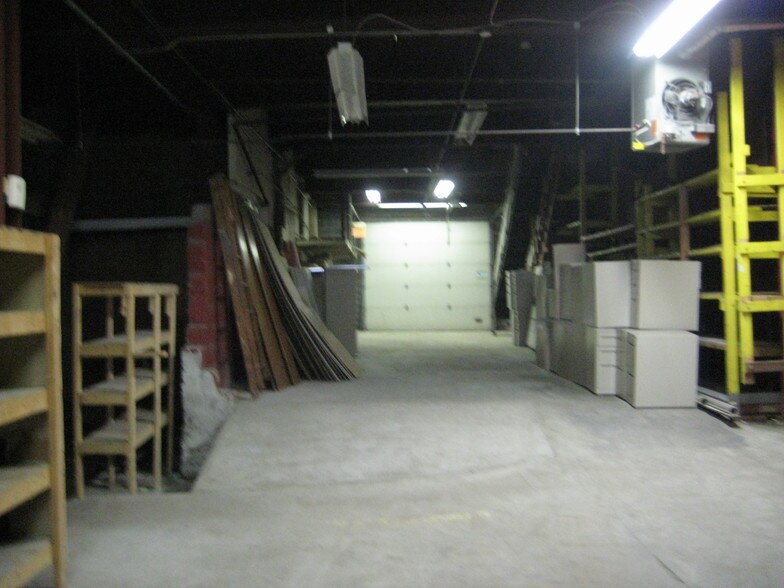More Photos Of 920 Utica St, Allentown Unknown For Lease