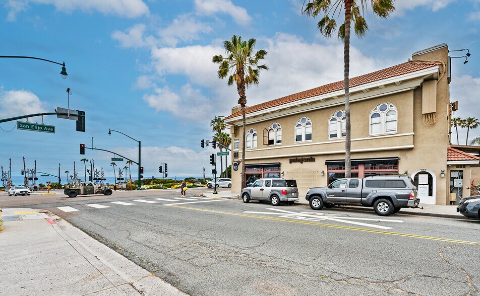 More Photos Of 2183-2191 San Elijo Ave, Cardiff By The Sea Storefront Retail Office For Lease