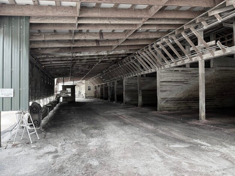 More Photos Of 28536 US Highway 264 E, Belhaven Industrial For Sale
